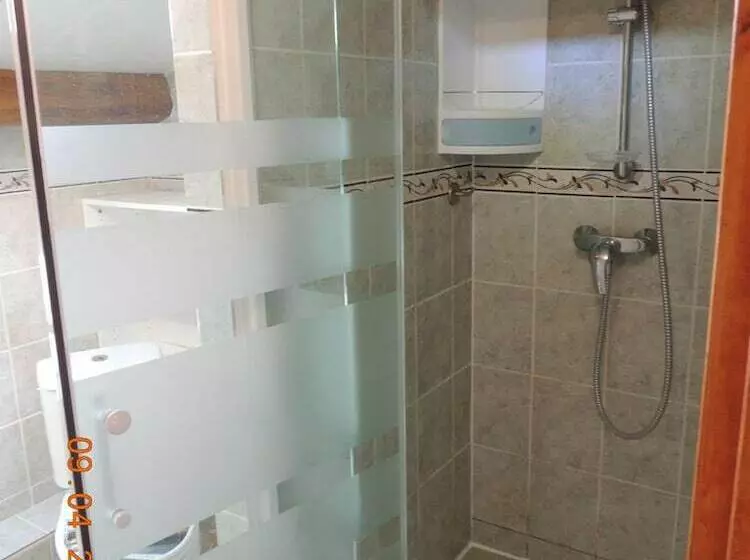 ペンション Château De Montréal