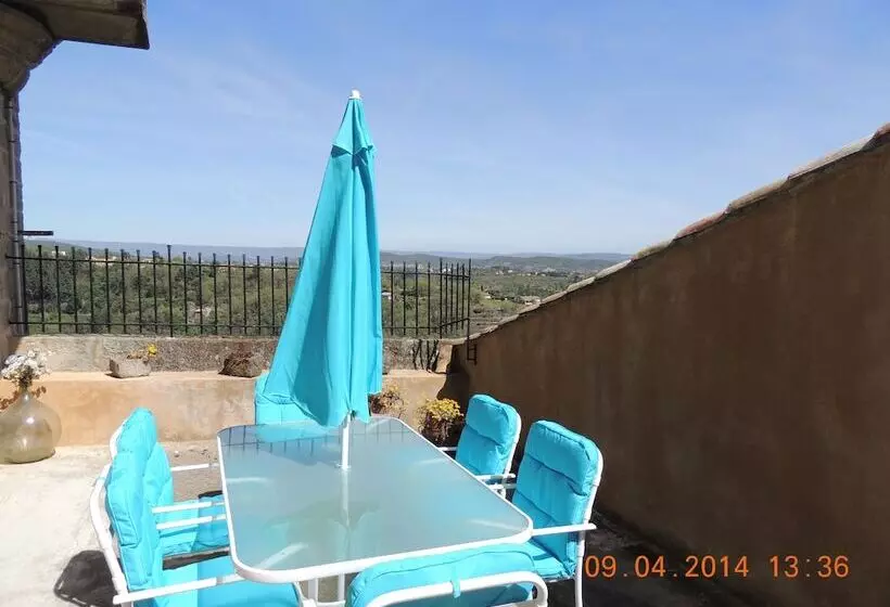 ペンション Château De Montréal