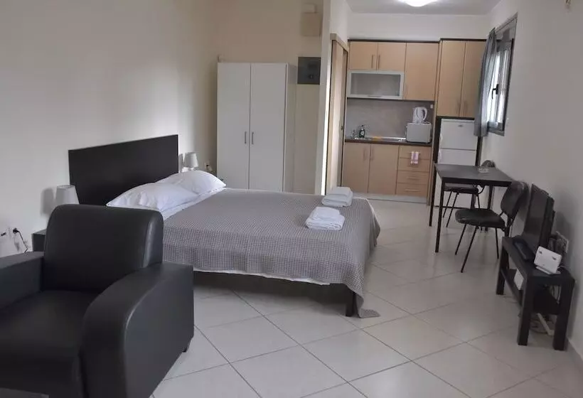 Avr Deluxe Suites 4 Airport Free Shuttle