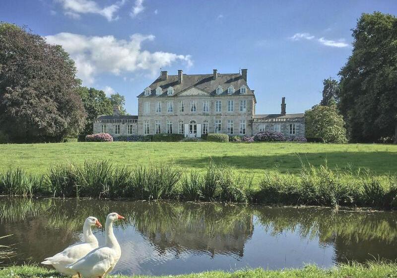 住宿加早餐  Château De Boucéel   Mont Saint Michel
