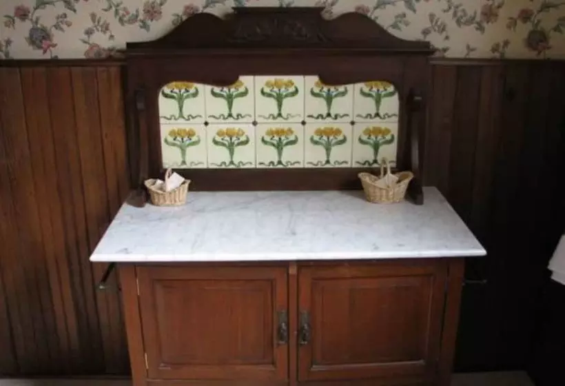 Aamiaismajoitus (B&B) Historic Philip Houston House