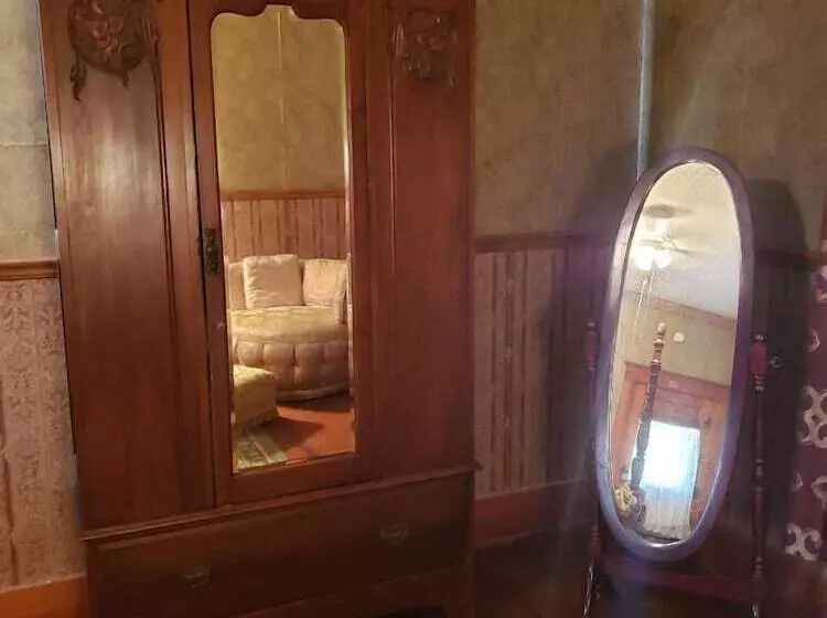 Aamiaismajoitus (B&B) Historic Philip Houston House