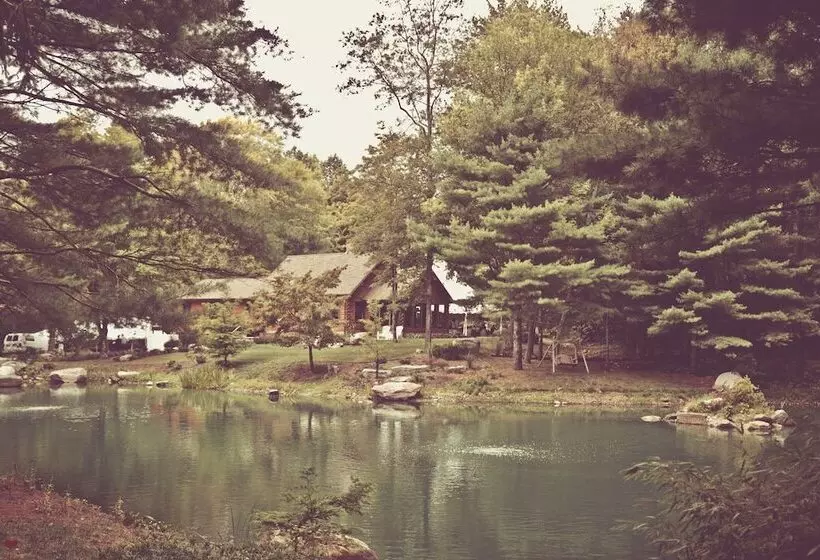 Chatfield Hollow Inn