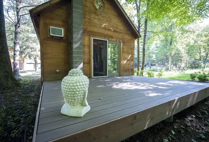 Chatfield Hollow Inn