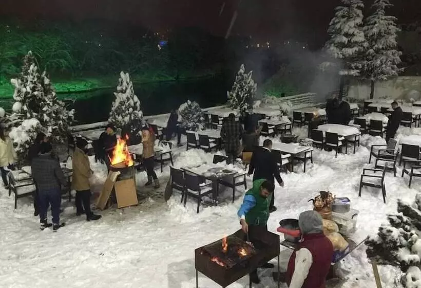 Firuze Beyaz Saray Otel