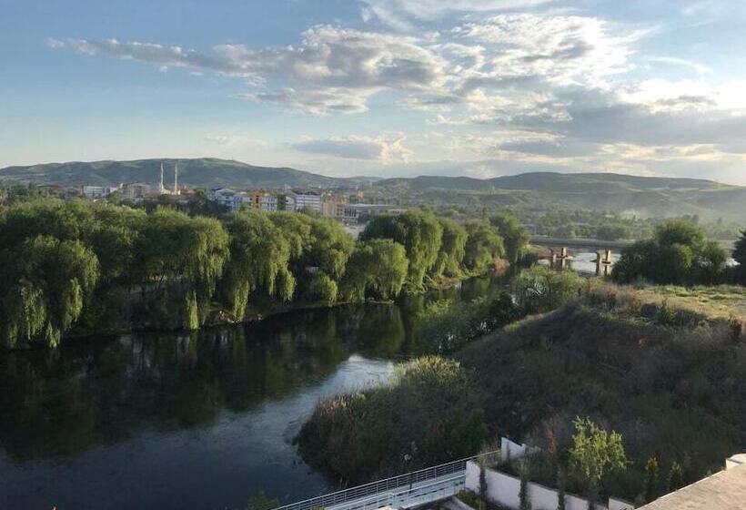 Firuze Beyaz Saray Otel