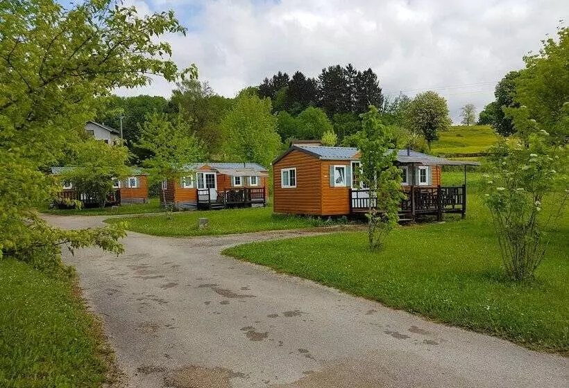 Hotelli Camping De La Vallée De L Ain