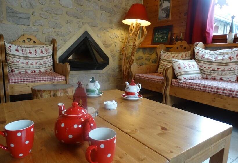 Отель Hôtel Du Col De La Machine