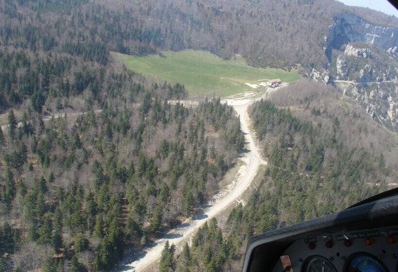 Отель Hôtel Du Col De La Machine