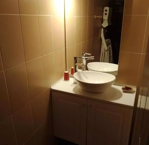 ホテル Le Moderne Veynes   Location D Appartements à La Nuitée