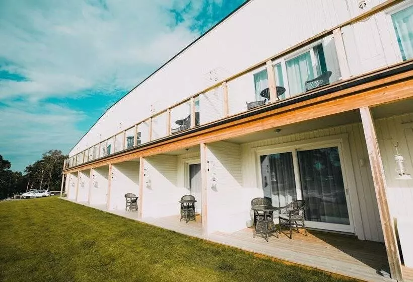 Hotelli L Havsbaden I Grisslehamn