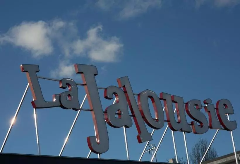 ホテル La Jalousie