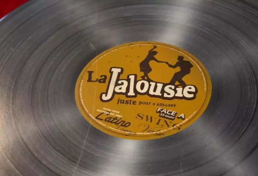 ホテル La Jalousie