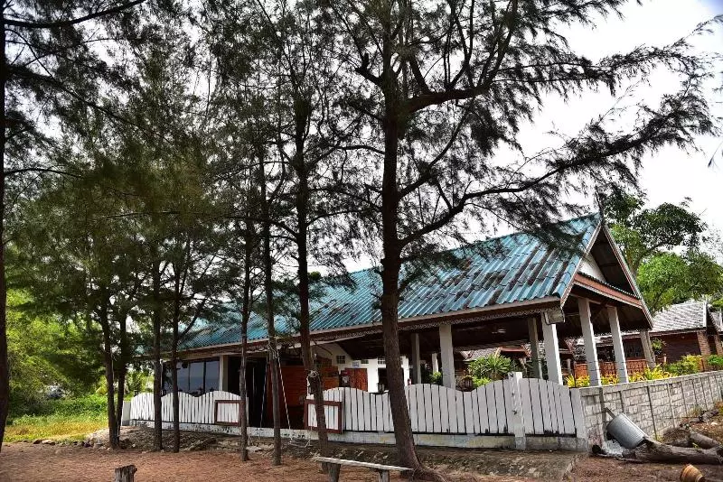 Hotelli Little Home Beach