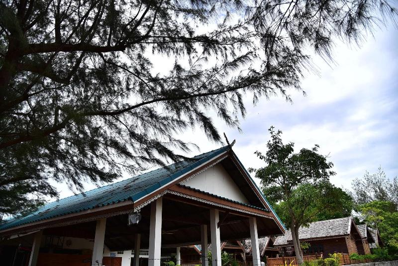 هتل Little Home Beach