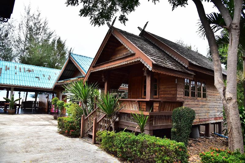 هتل Little Home Beach