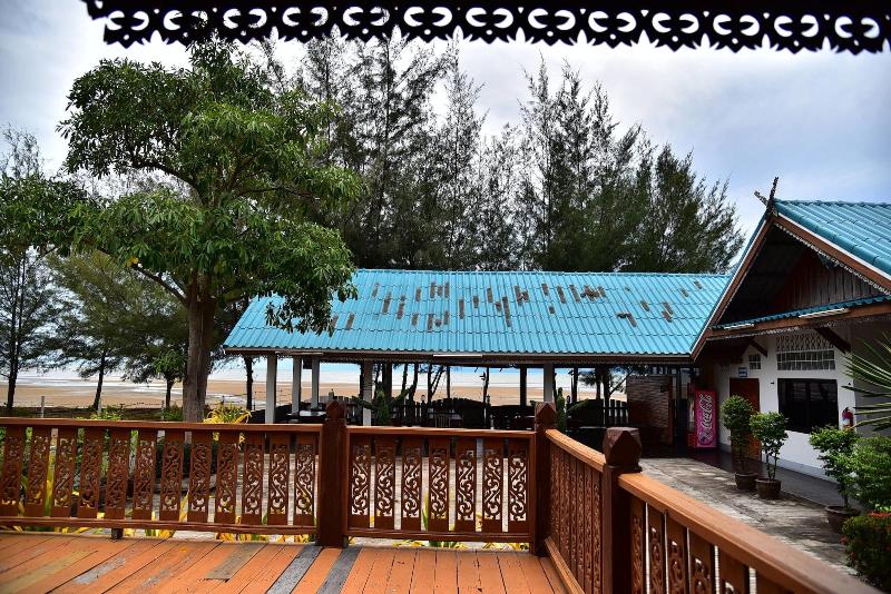 هتل Little Home Beach