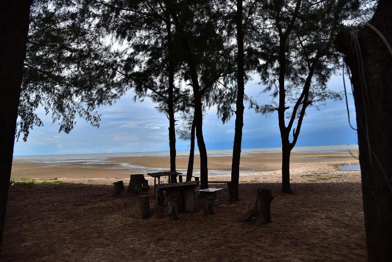 هتل Little Home Beach