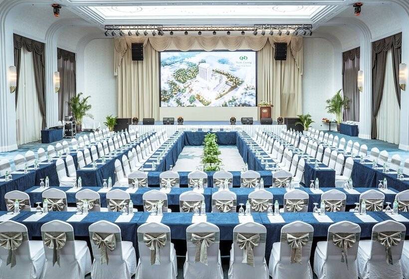 هتل Nam Cuong Nam Dinh