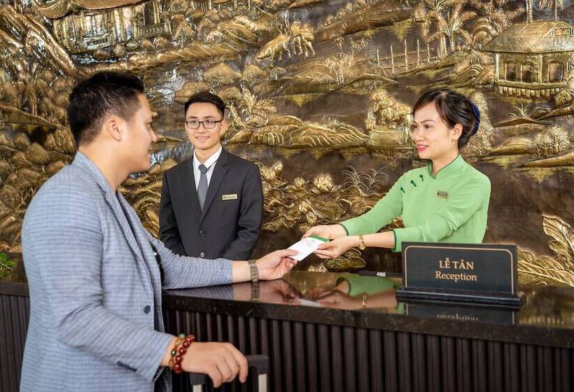 هتل Nam Cuong Nam Dinh