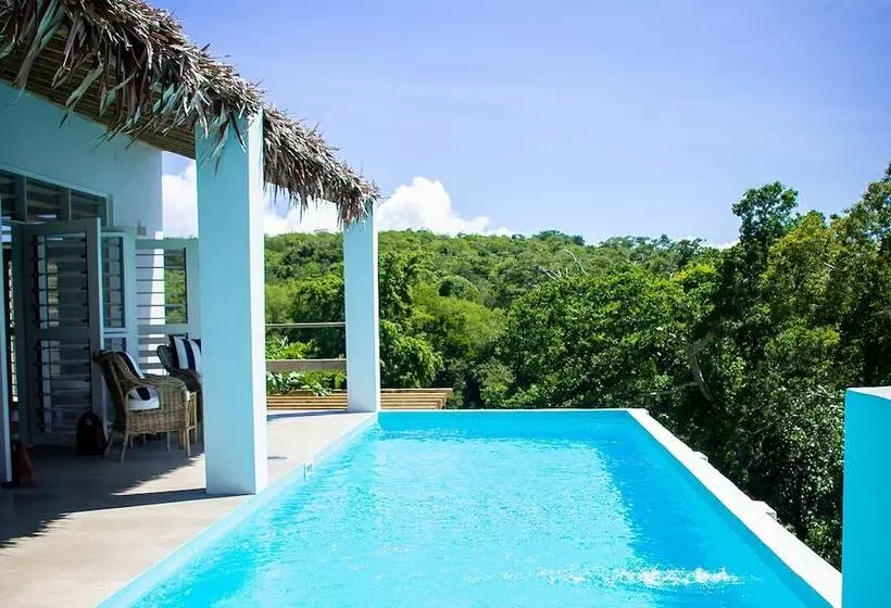 هتل The Moso Vanuatu
