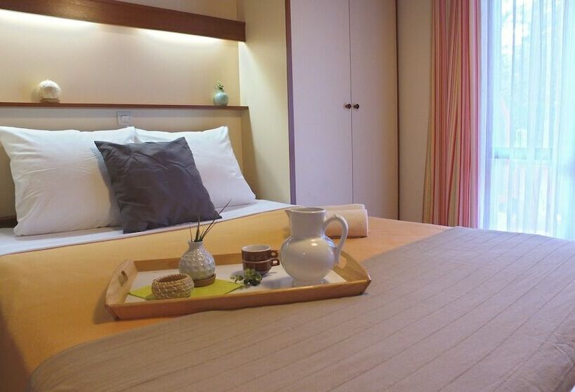 ホテル Vvf Haute Dordogne, Neuvic Plage