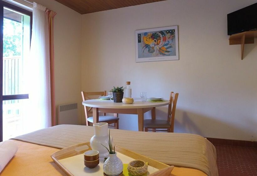 ホテル Vvf Haute Dordogne, Neuvic Plage