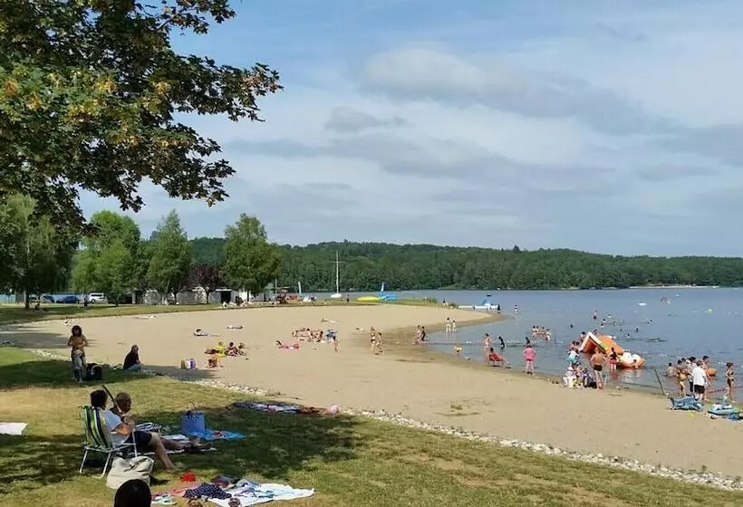Hotelli Vvf Haute Dordogne, Neuvic Plage