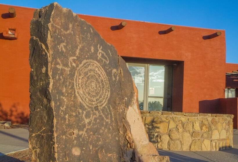 فندق على الطريق Hopi Cultural Center