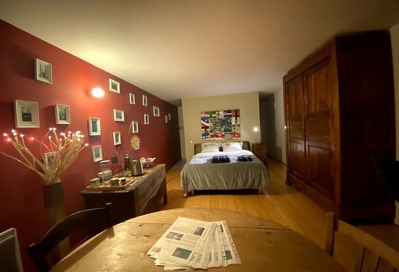 פנסיון Homestay Le Corbusier 5 Ieme Rue