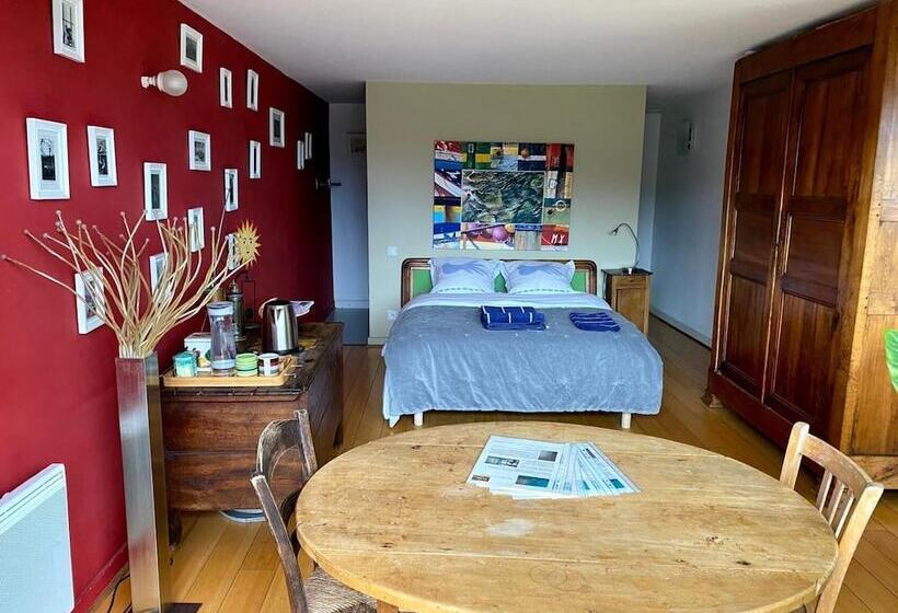 פנסיון Homestay Le Corbusier 5 Ieme Rue