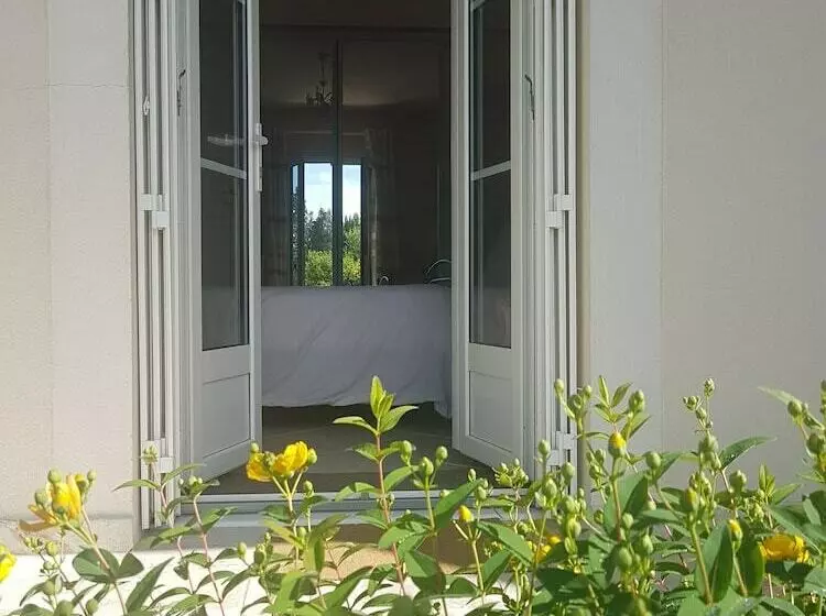 Majatalo La Montignonne