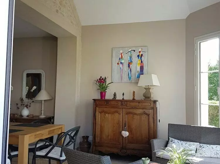 Majatalo La Montignonne