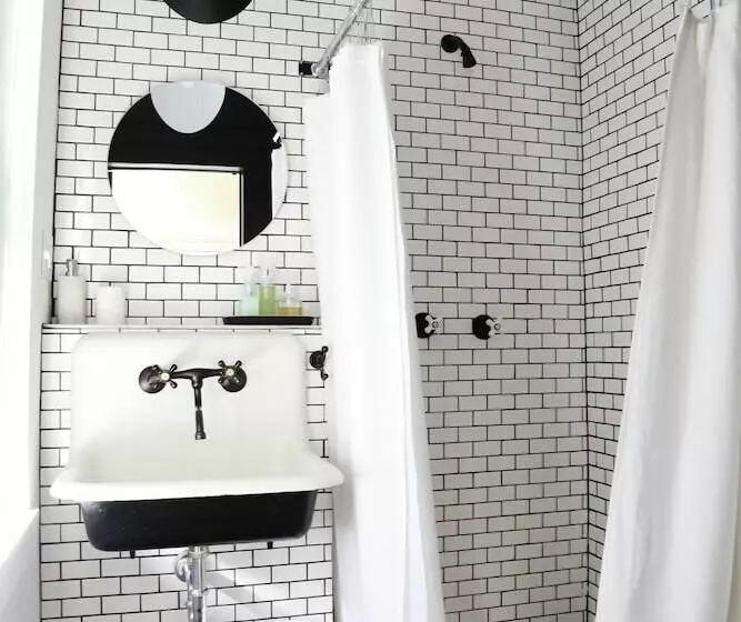 ペンション Moonriver Inn