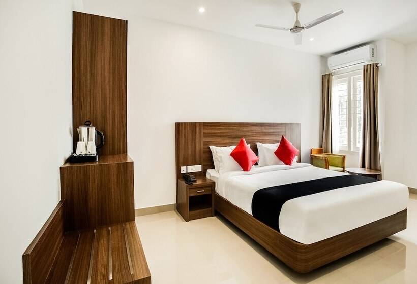 Capital O 60558 Hotel Midhuna International