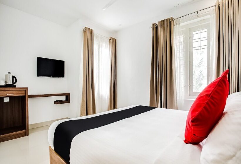 Capital O 60558 Hotel Midhuna International