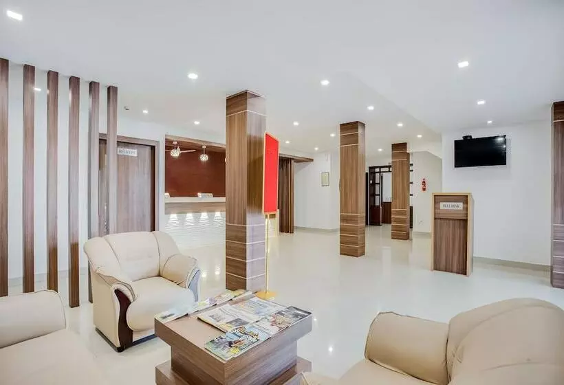 Capital O 60558 Hotel Midhuna International