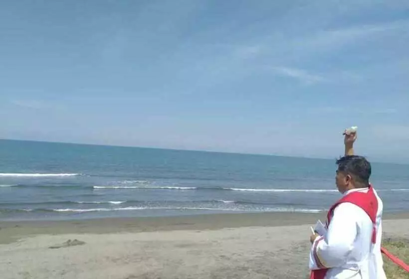 ホテル Lbmfi Beach Resort