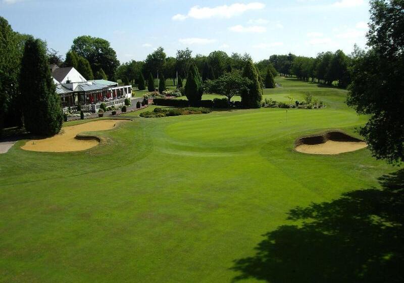 فندق The Lodge At Kingswood