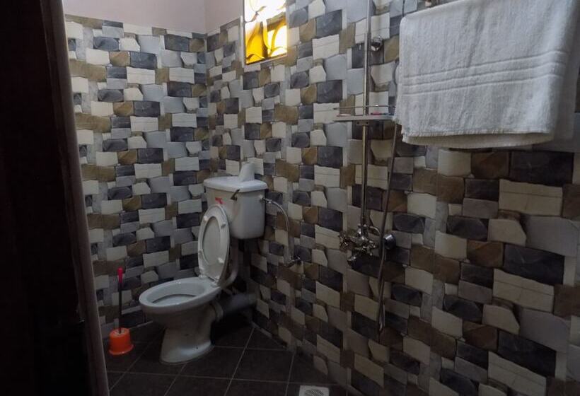 پانسیون Elegant Motel