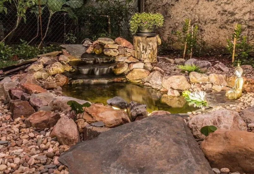 Portantiqua, Guest House