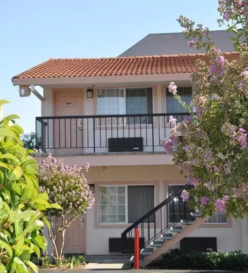 酒店 Morgan Hill Inn