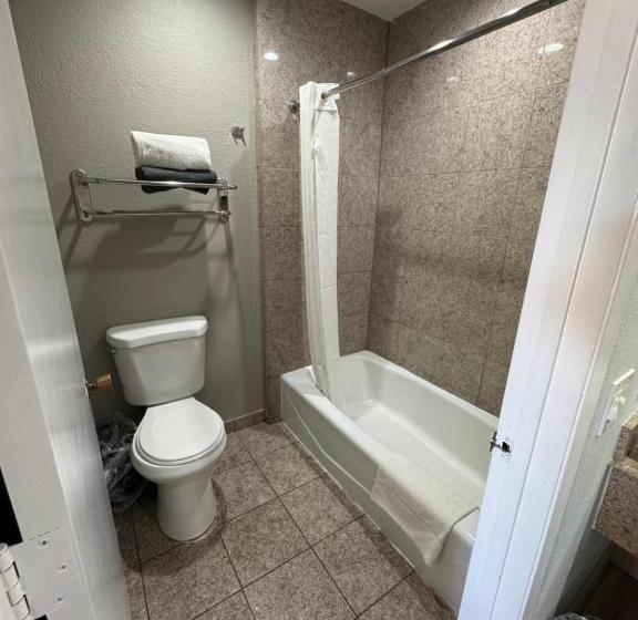 Отель Morgan Hill Inn