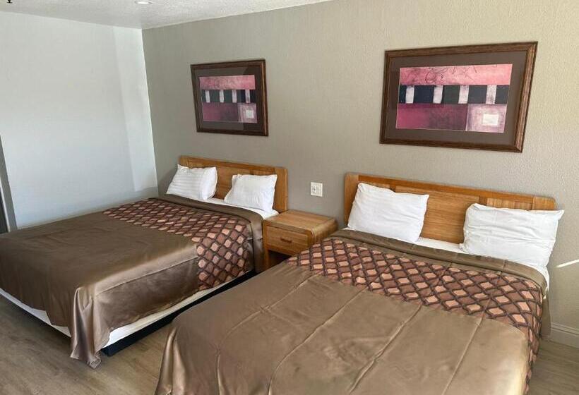 Отель Morgan Hill Inn