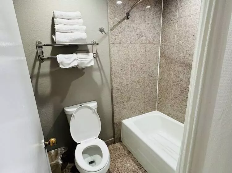 酒店 Morgan Hill Inn