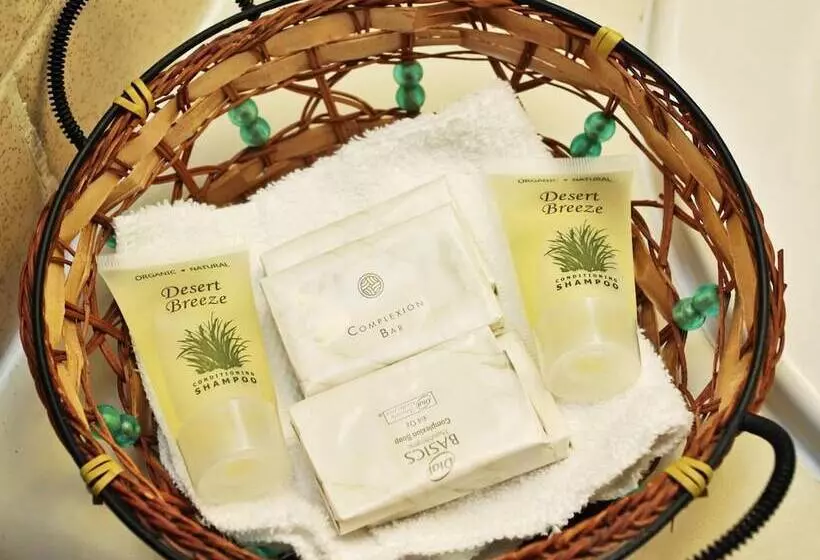 ホテル National 9 Inn Showboat