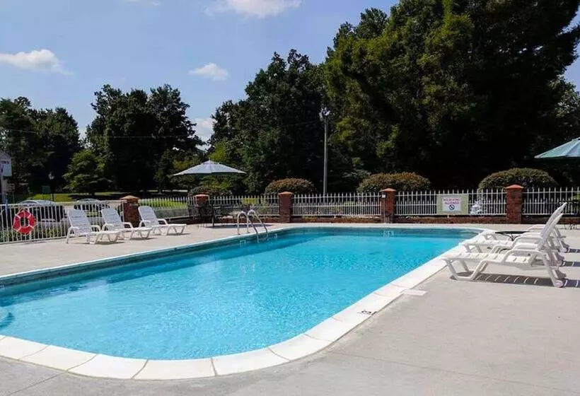 Отель Old Bardstown Inn