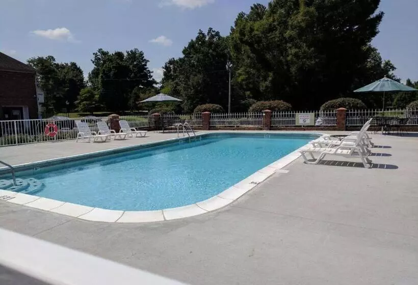 Отель Old Bardstown Inn