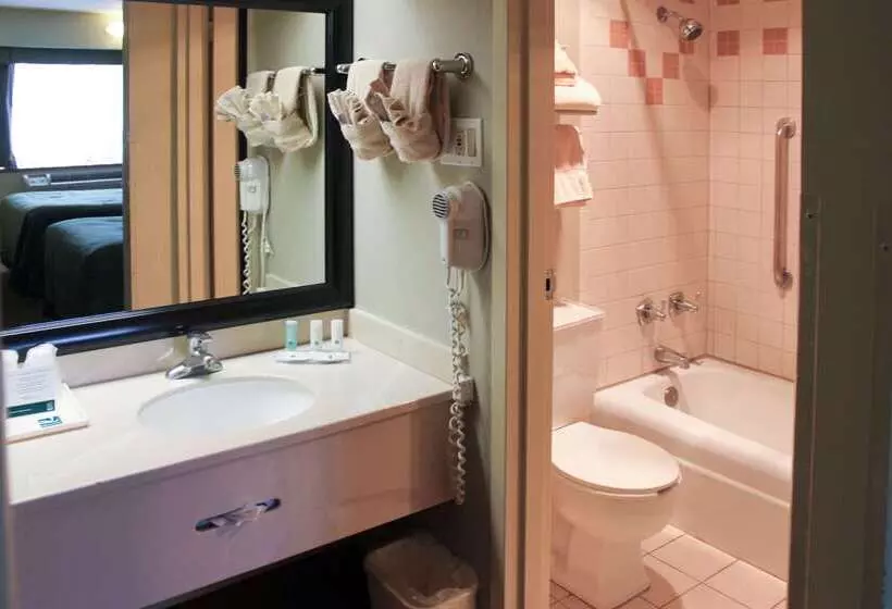 호텔 Quality Inn Navajo Nation Capital