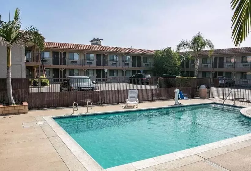 酒店 Regency Inn Norco